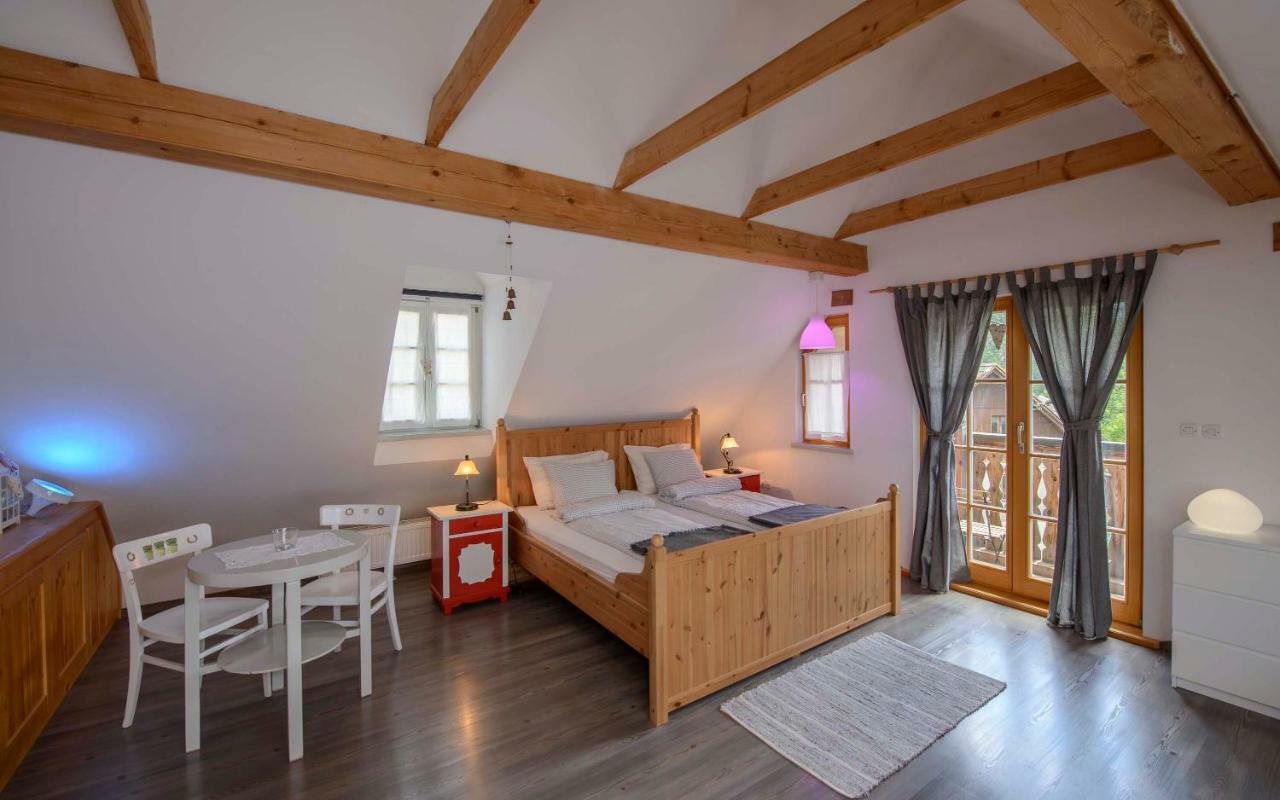 Rustic House 13 Guest House Bohinj ภายนอก รูปภาพ