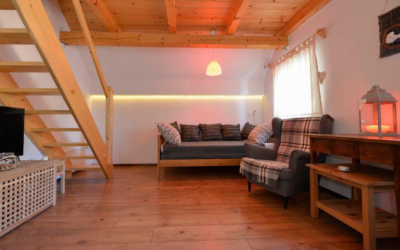 Rustic House 13 Guest House Bohinj ภายนอก รูปภาพ